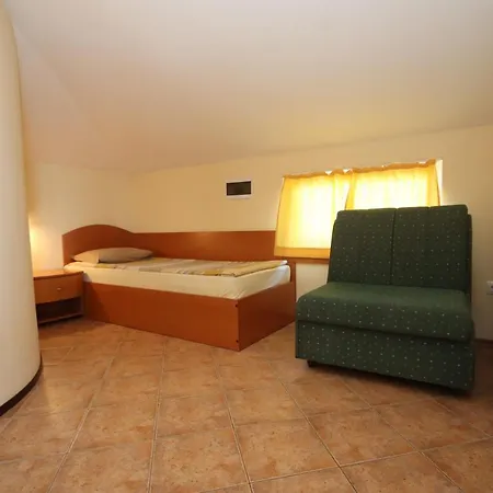 Continental Китен