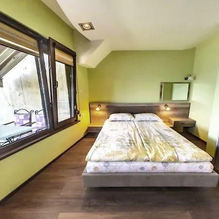 Continental 2* Китен