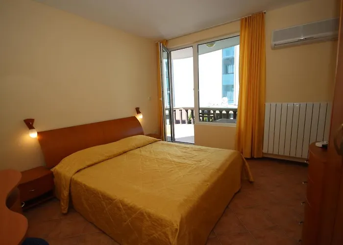 Continental Szálloda Kiten