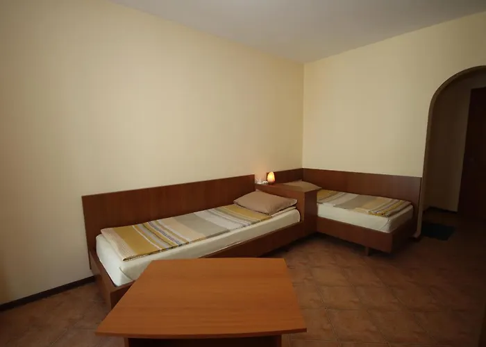 Szálloda Continental 2*