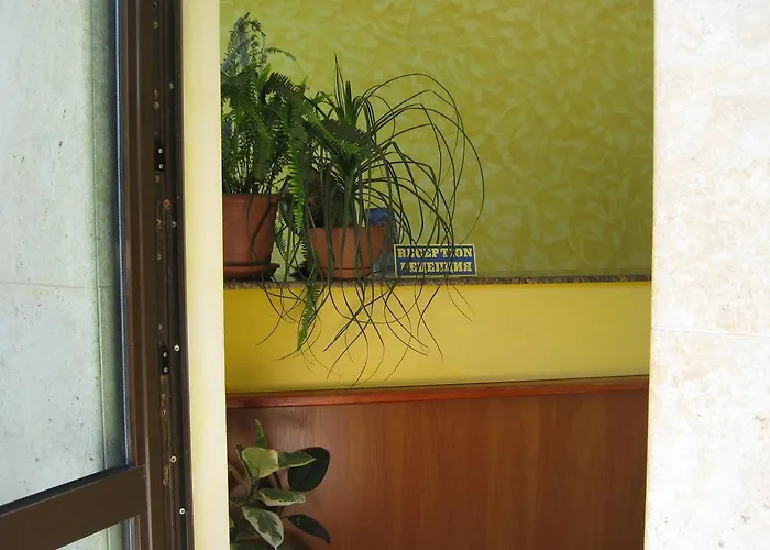 Szálloda Continental 2*